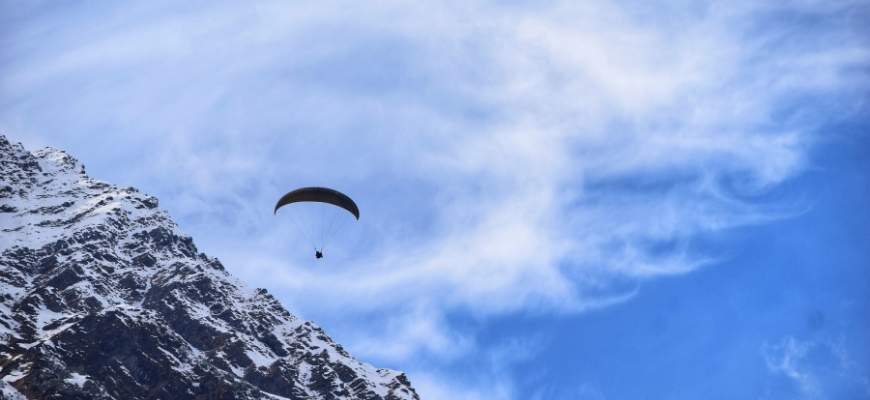 Paragliding