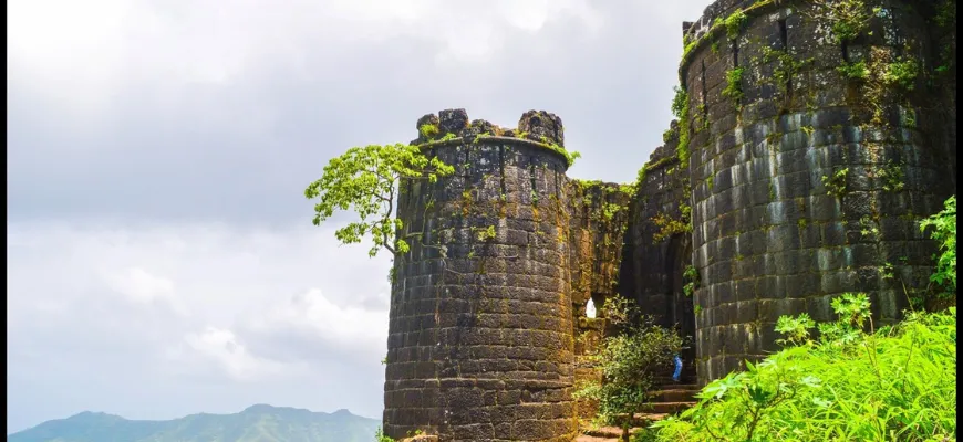 Sinhagad Fort