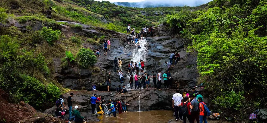 Bhaje Waterfalls