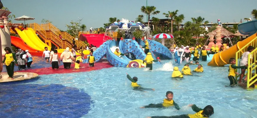 Dreamland Water Park 