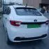 car-img